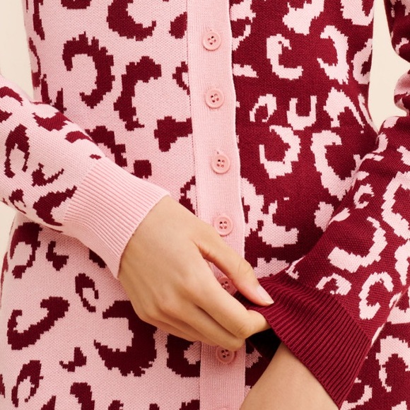 💘FARM Rio Mixed Leopard Knit Long Sweater Dress - Pink & Red - Picture 3 of 8